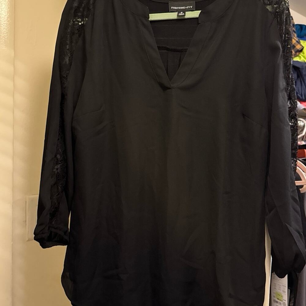 Fortune + Ivy Callista Lace Detail Mixed Material Blouse - Medium